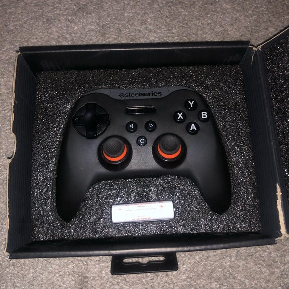 Steelseries Stratus XL Gaming Controller - Picture 3 of 5